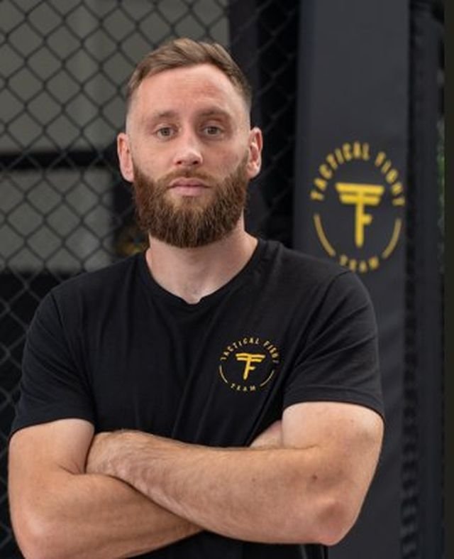 Portrait de Thomas Milhau, coach au Tactical Fight Team Albi